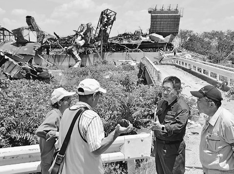 「人災」の指摘も／アルミ工場の爆発事故　小池書記局長が調査／岡山・総社