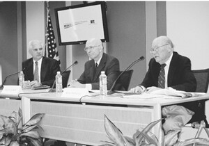 核戦力は法と倫理に反する ブッシュ政権に批判 米で核兵器のシンポ マクナマラ元国防長官らも指摘