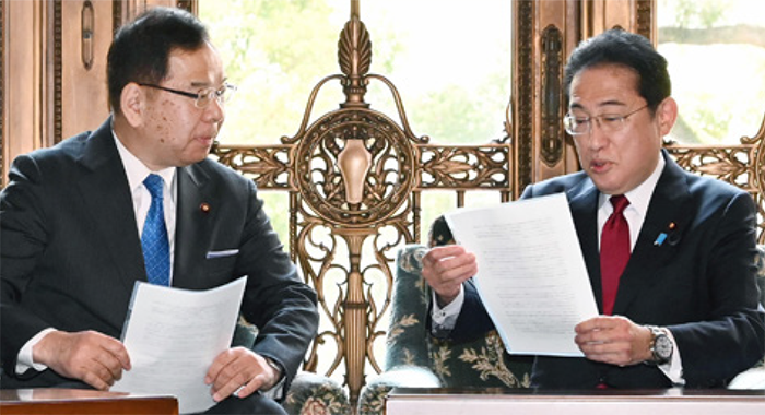 写真：志位委員長と岸田首相